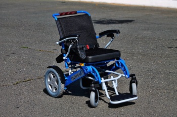 Кресло-коляска электрическая складная «Пони» фото 1705