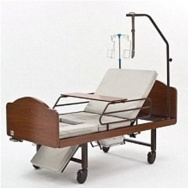 Кровать медицинская 3-х секц. механическая с санитарным оснащением DHC FF-3