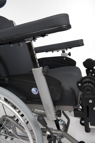 Кресло-коляска ортопедическая Inovys2 фото 1293